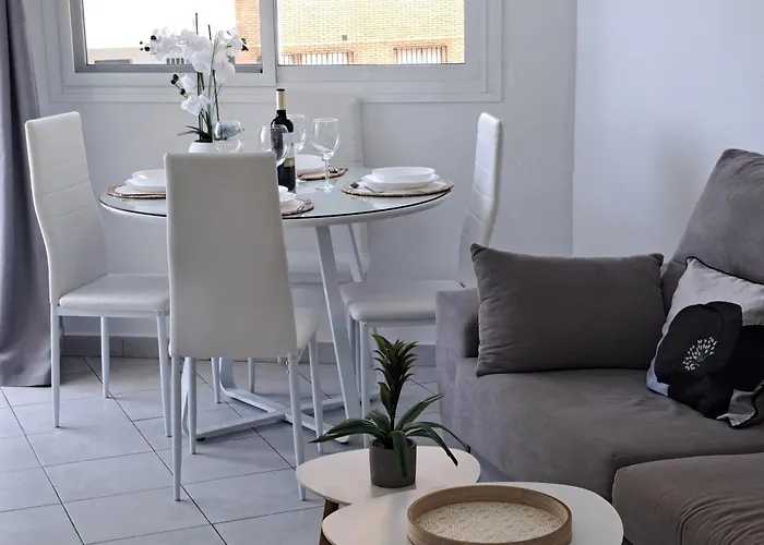 1 Linea De Playa , Coqueto La Brisa Marina * Fuengirola